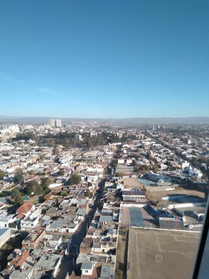 Skyline View On 22nd Floor Apartment Cordoba